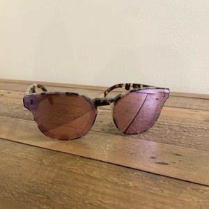 Illesteva Sunglasses - Pink Mirror